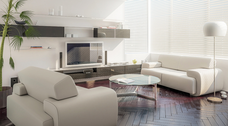 zwei weiße Sofas stehen sich in einem hellen, modernen Wohnzimmer gegenüber