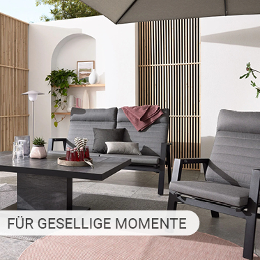 GESELLIGE MOMENTE