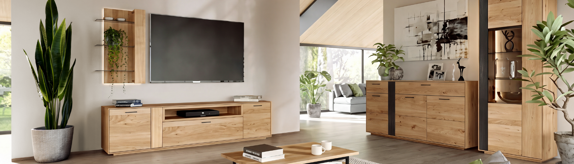 Modern eingerichtetes Wohnzimmer mit Holzm&ouml;beln von Mondo. 
