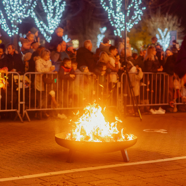 Sankt-Martins-Feuer beim Martinzug 2025 von Schaffrath