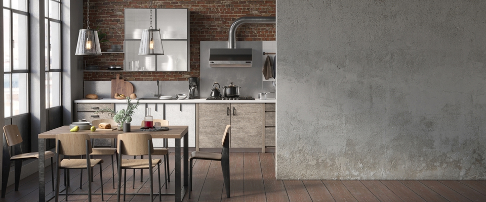 Moderne Industrial-Küche mit freiliegender Ziegelwand, Holz-Esstisch, Metallstühlen und großen Fabrikfenstern