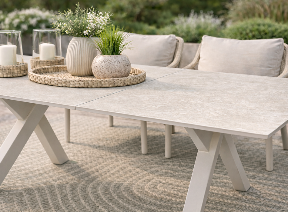 Gartentisch Beige