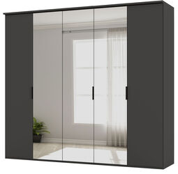 Drehtürenschrank