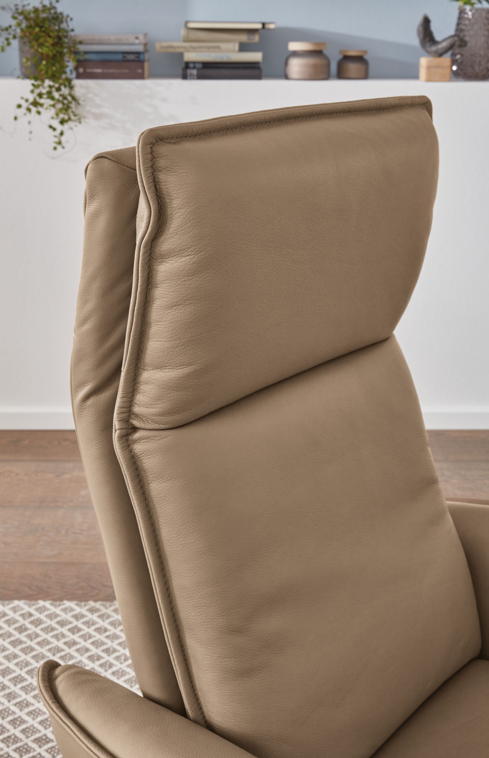 MONDO TV-Sessel image number 2