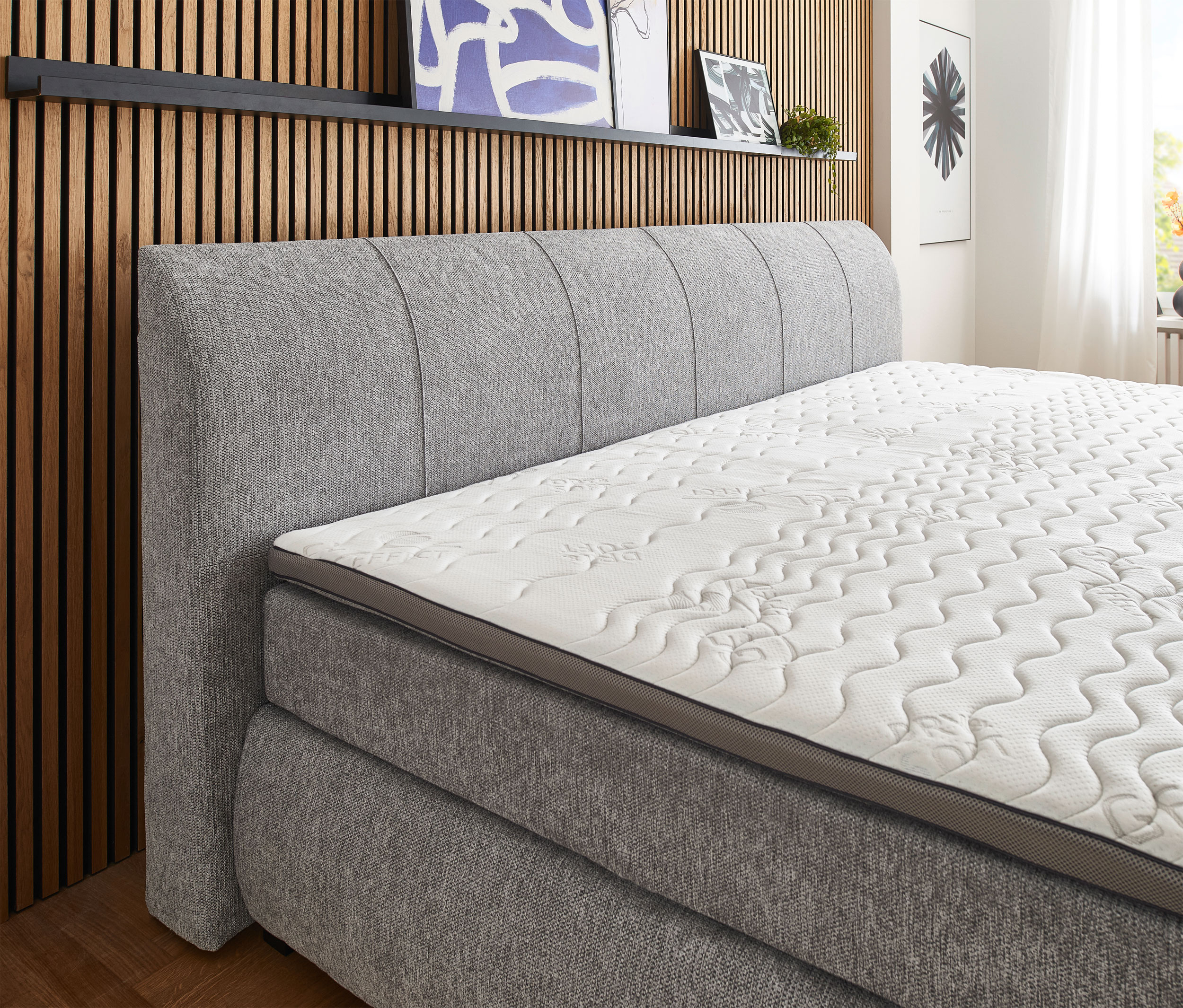 Boxspringbett image number null