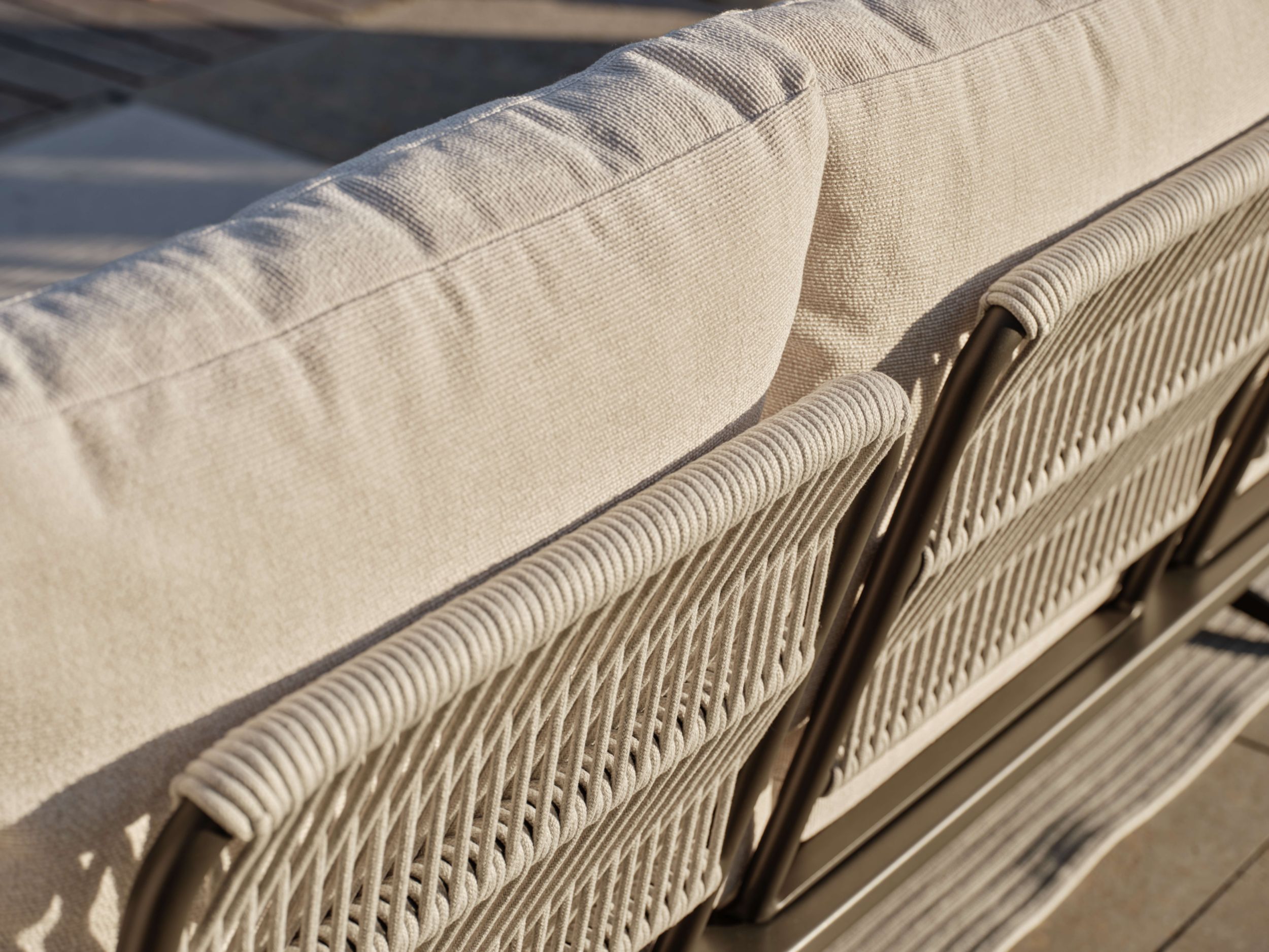 STERN Rope Lounge-Liege image number 3