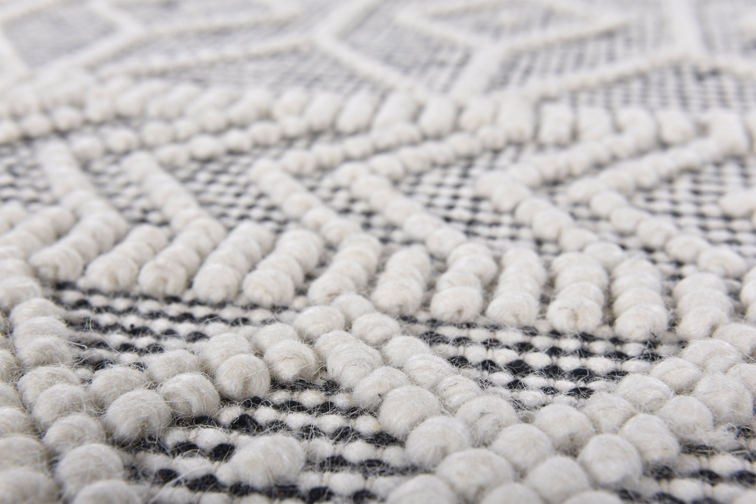 Theo Keller Handwebteppich image number 2