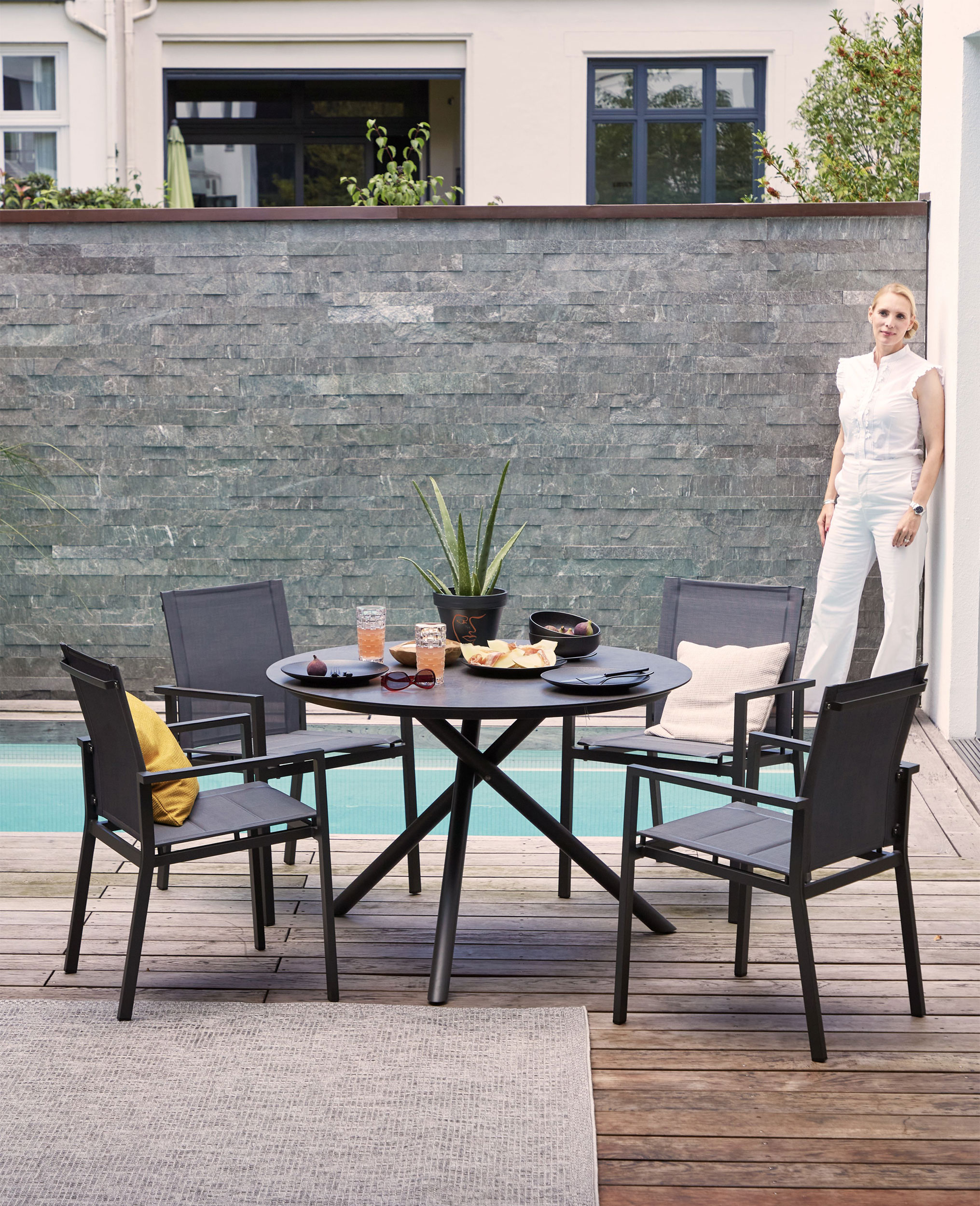 Gartentisch Alu rund image number null
