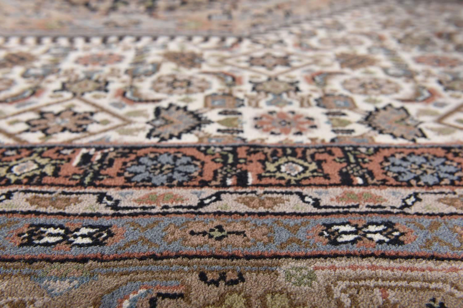 Theo Keller Handkn&uuml;pfteppich image number 3