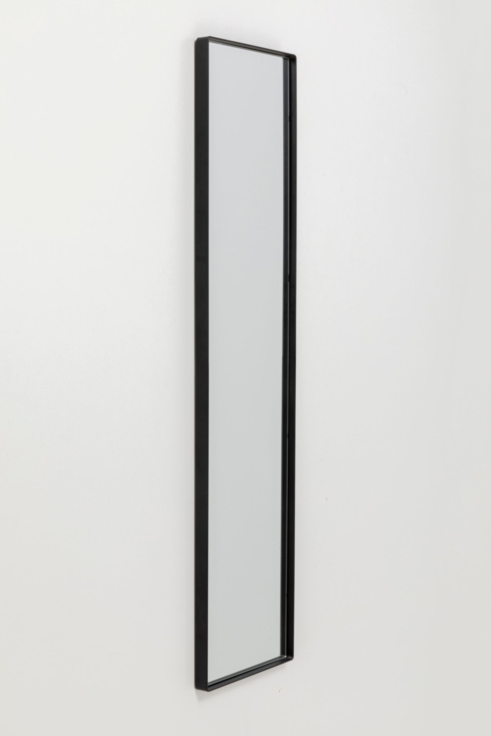 KARE Spiegel image number 1