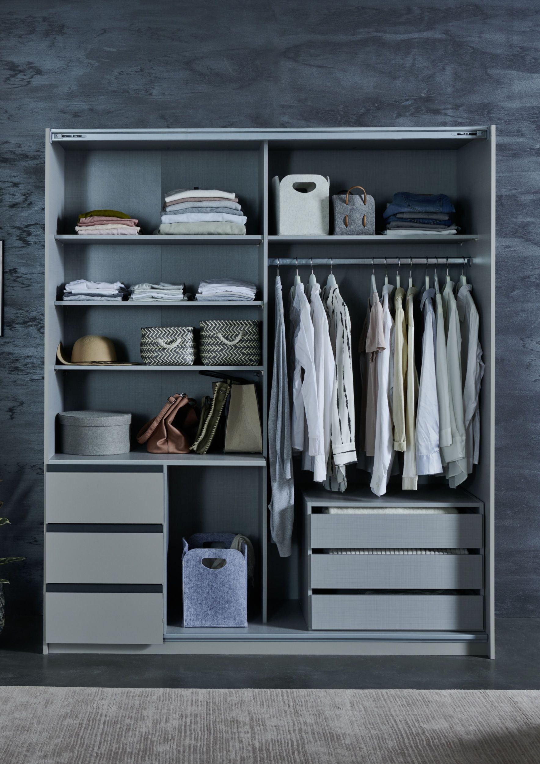 Schwebetürenschrank 2trg. image number 3