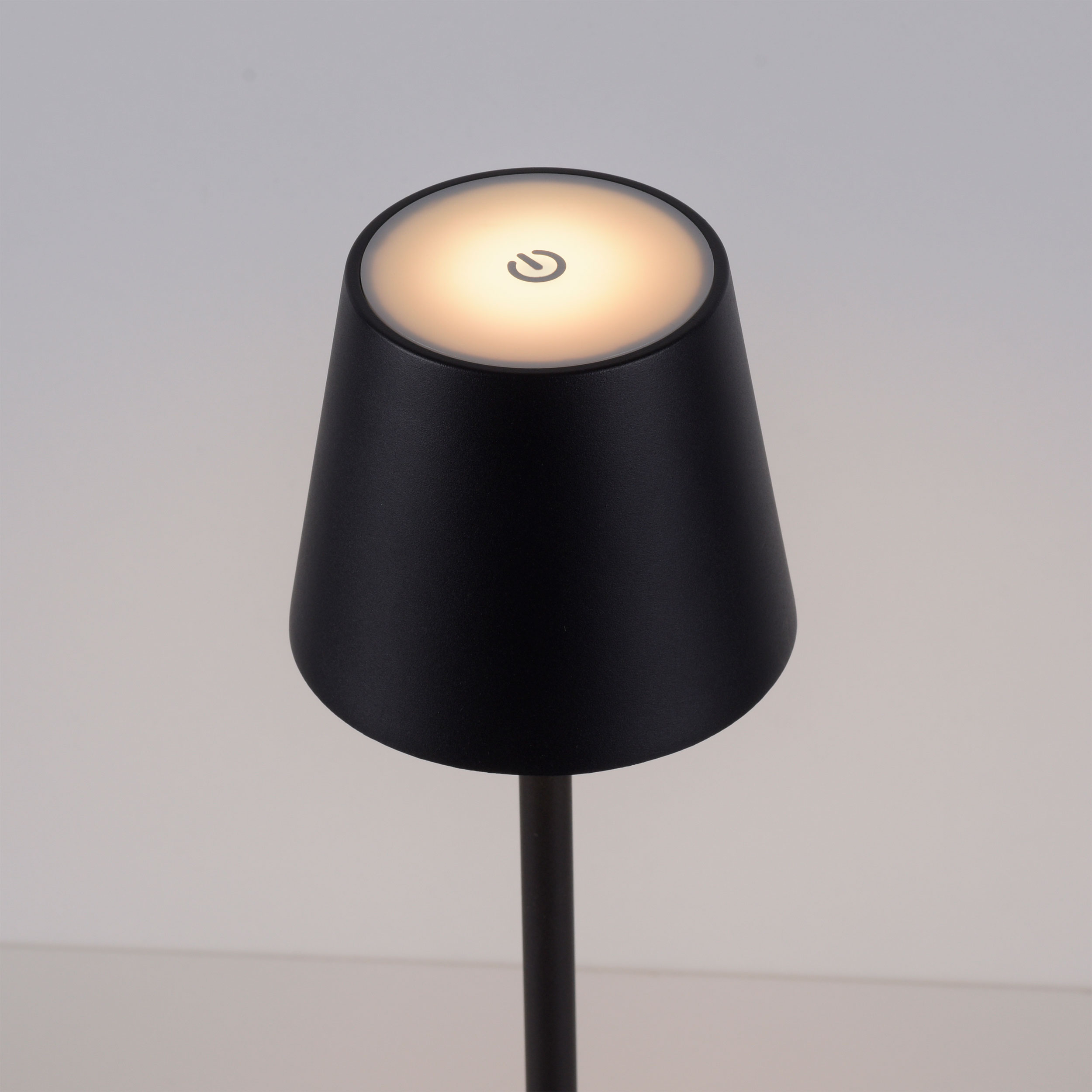 LeuchtenDirekt LED-Tischleuchte 1flg | Möbel Schaffrath Onlineshop