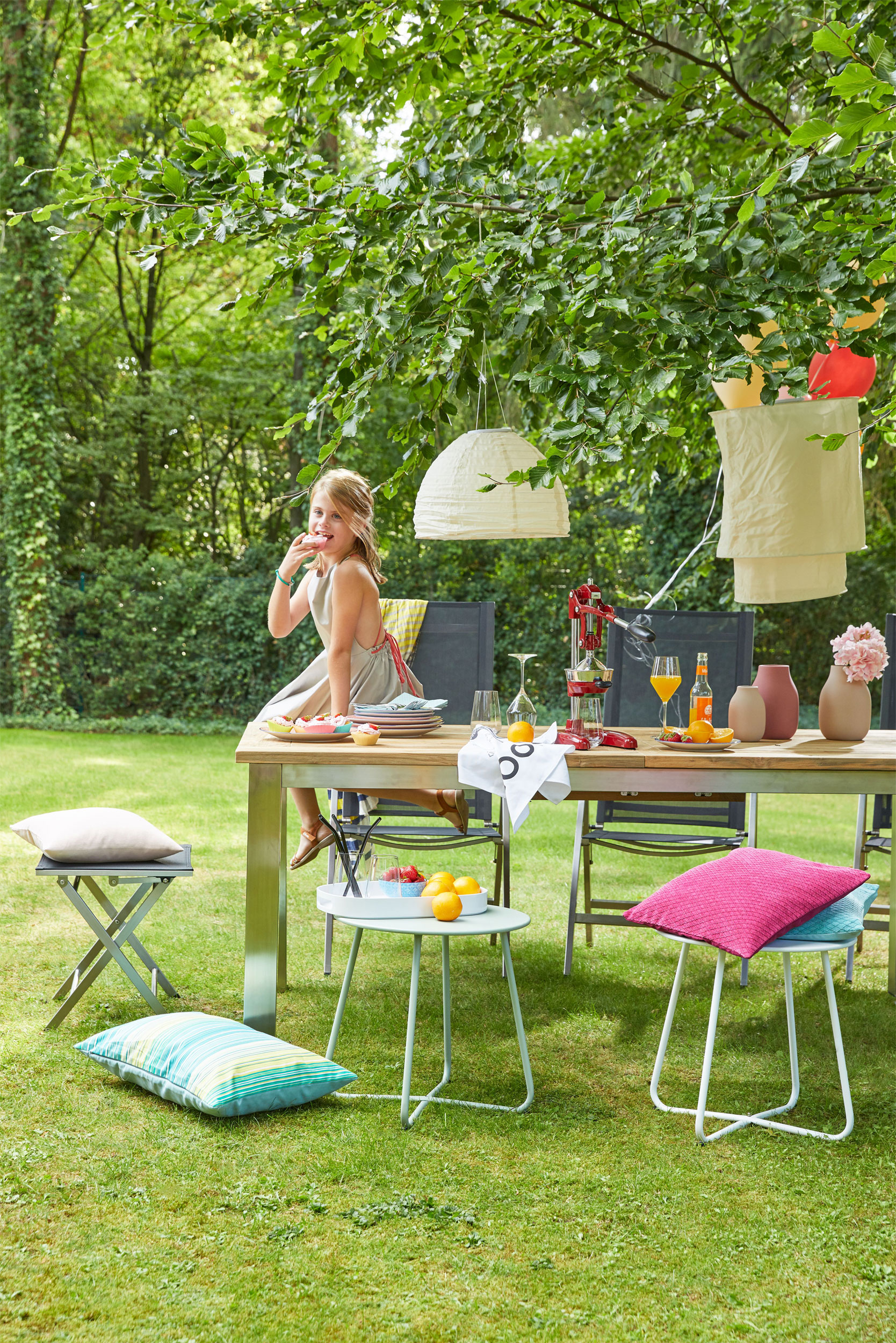 OUTDOOR Garten-Beistelltisch klein image number 3