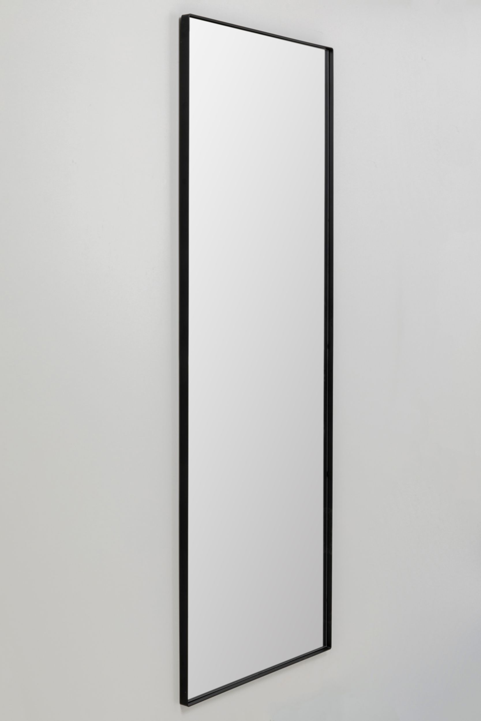 KARE Spiegel image number 1