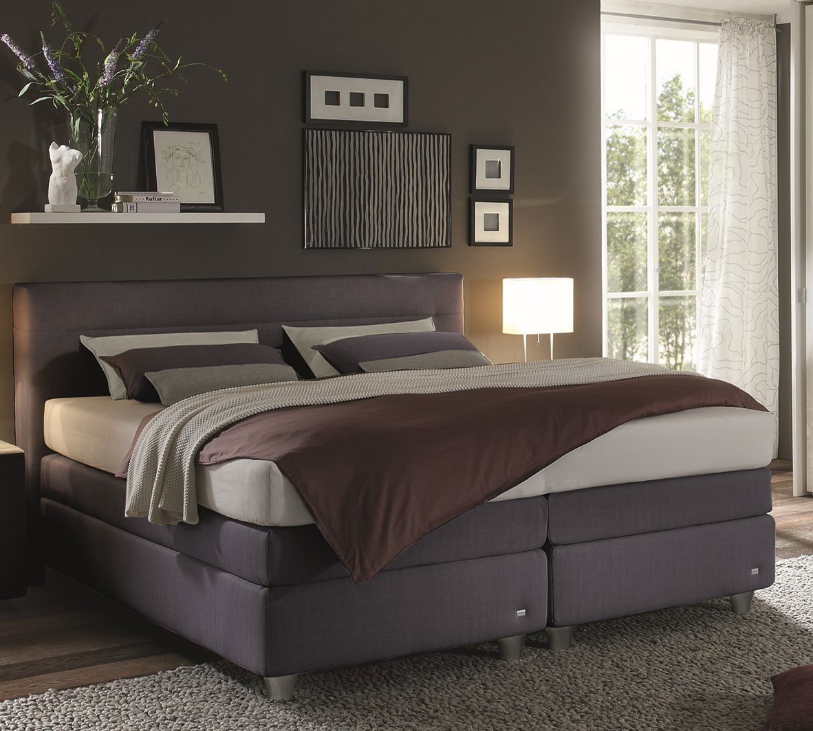 Boxspringbett image number null