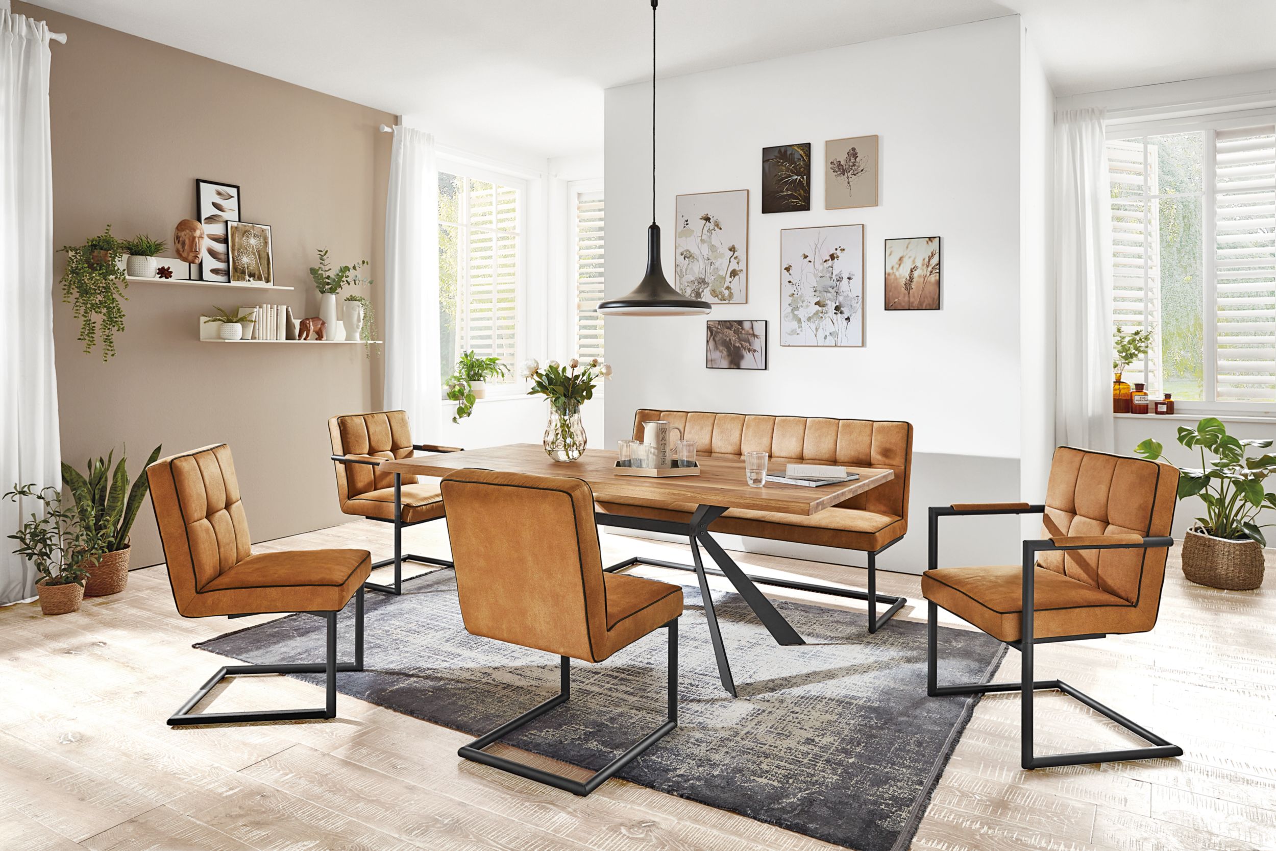 MONDO Tisch image number 2