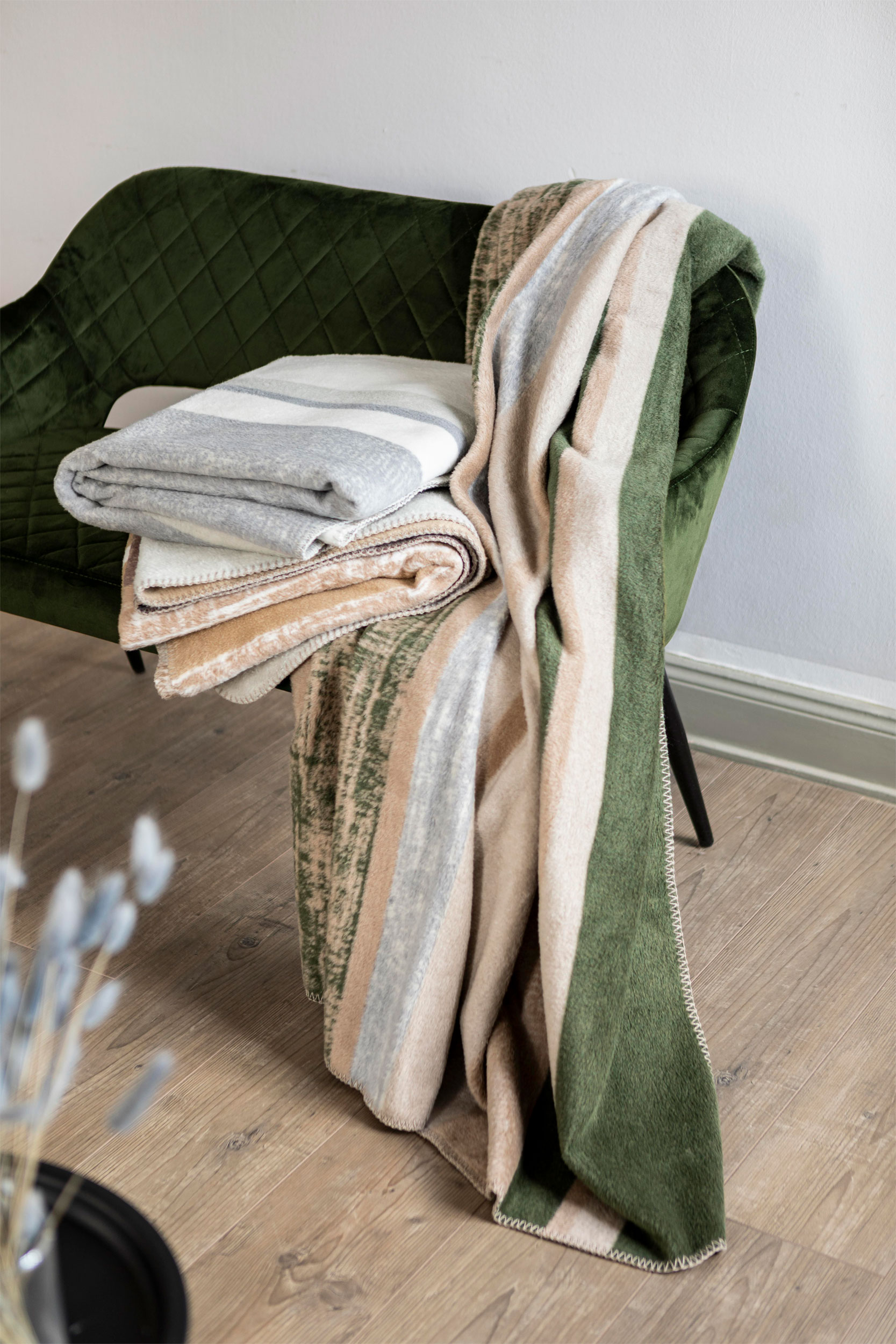 Paras Lifestyle Wohndecke image number 3