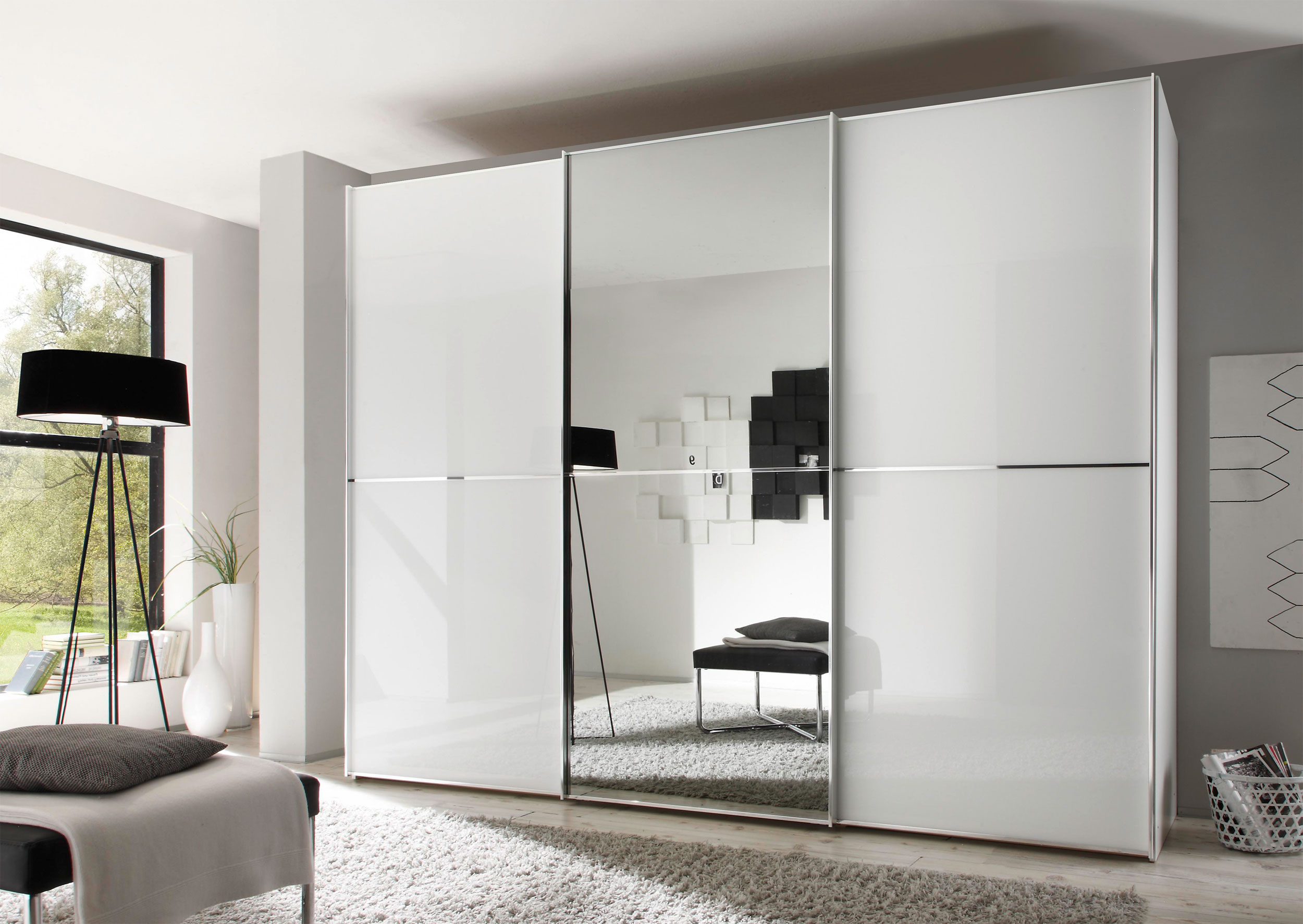 Schwebetürenschrank image number 2