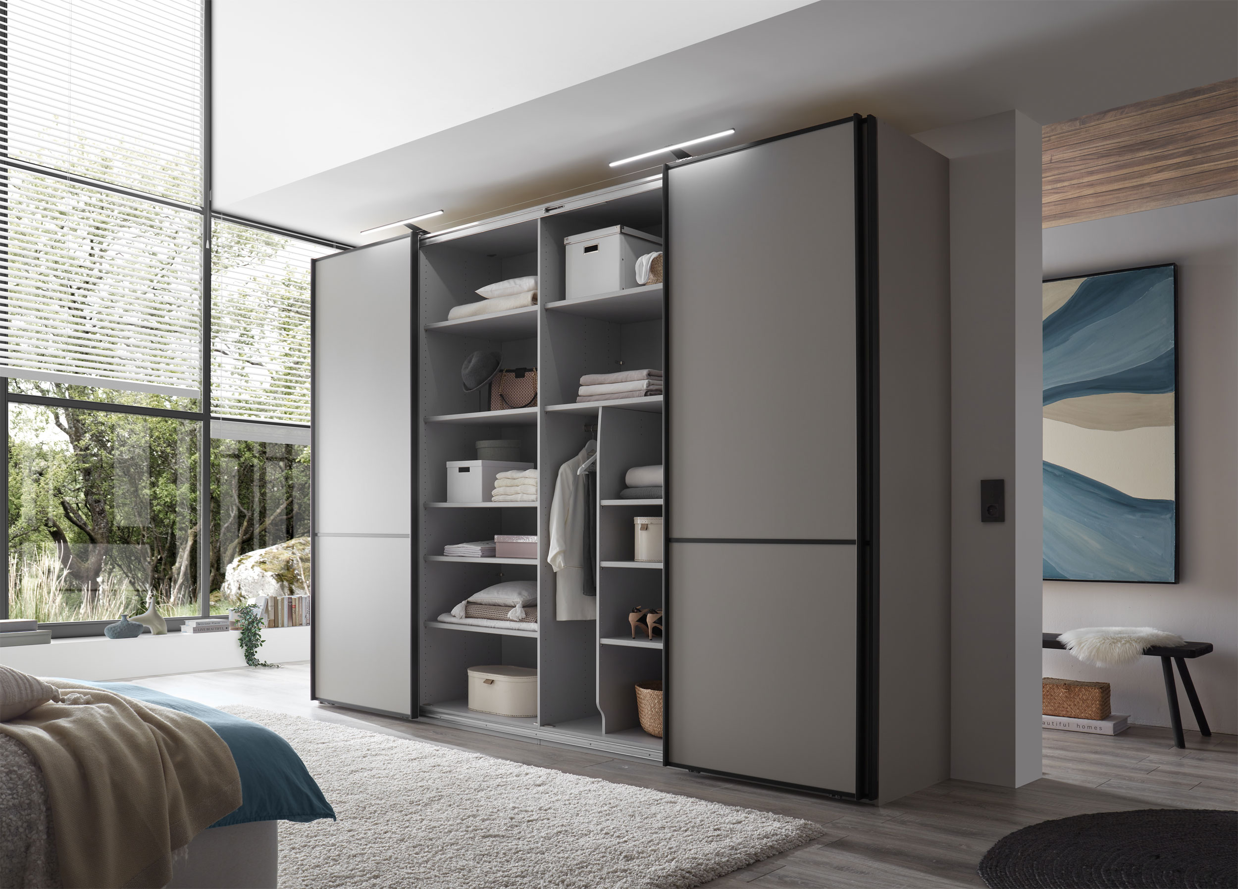 Schwebetürenschrank image number 2