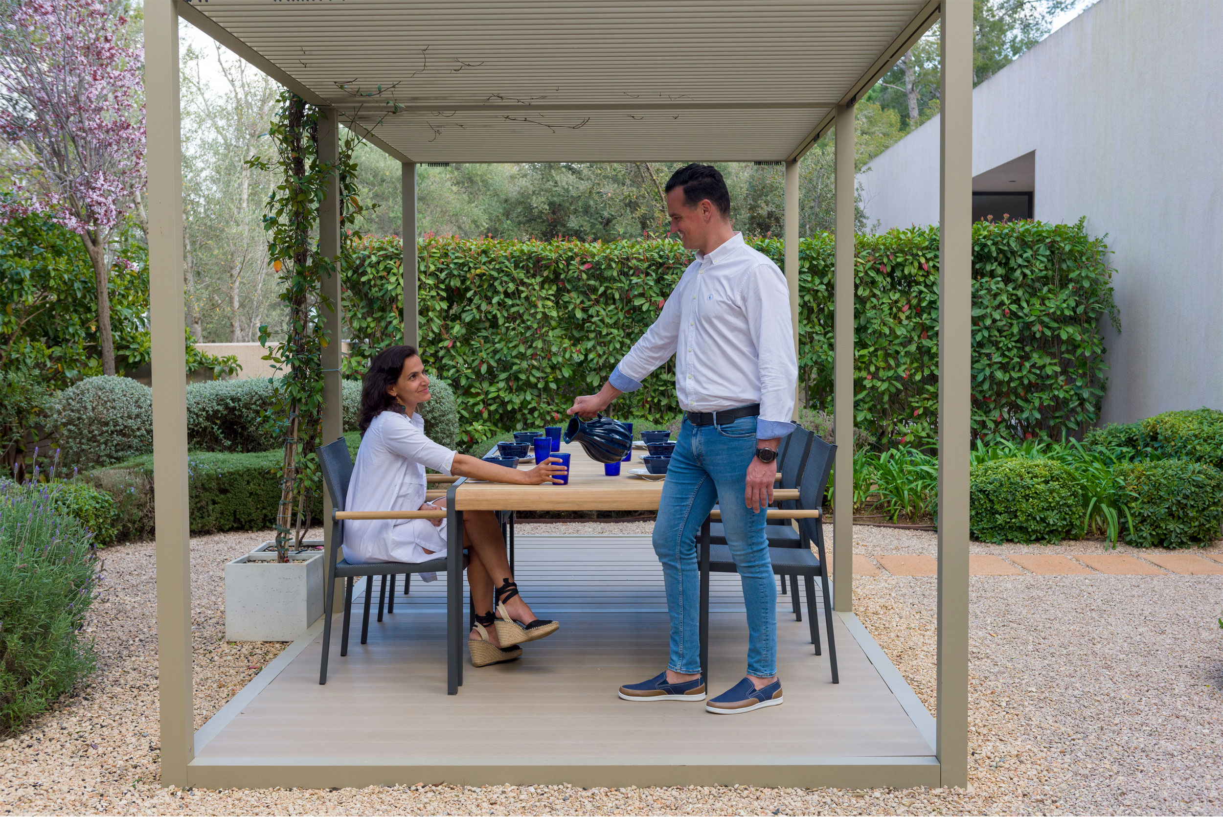 OUTDOOR Tisch image number 8
