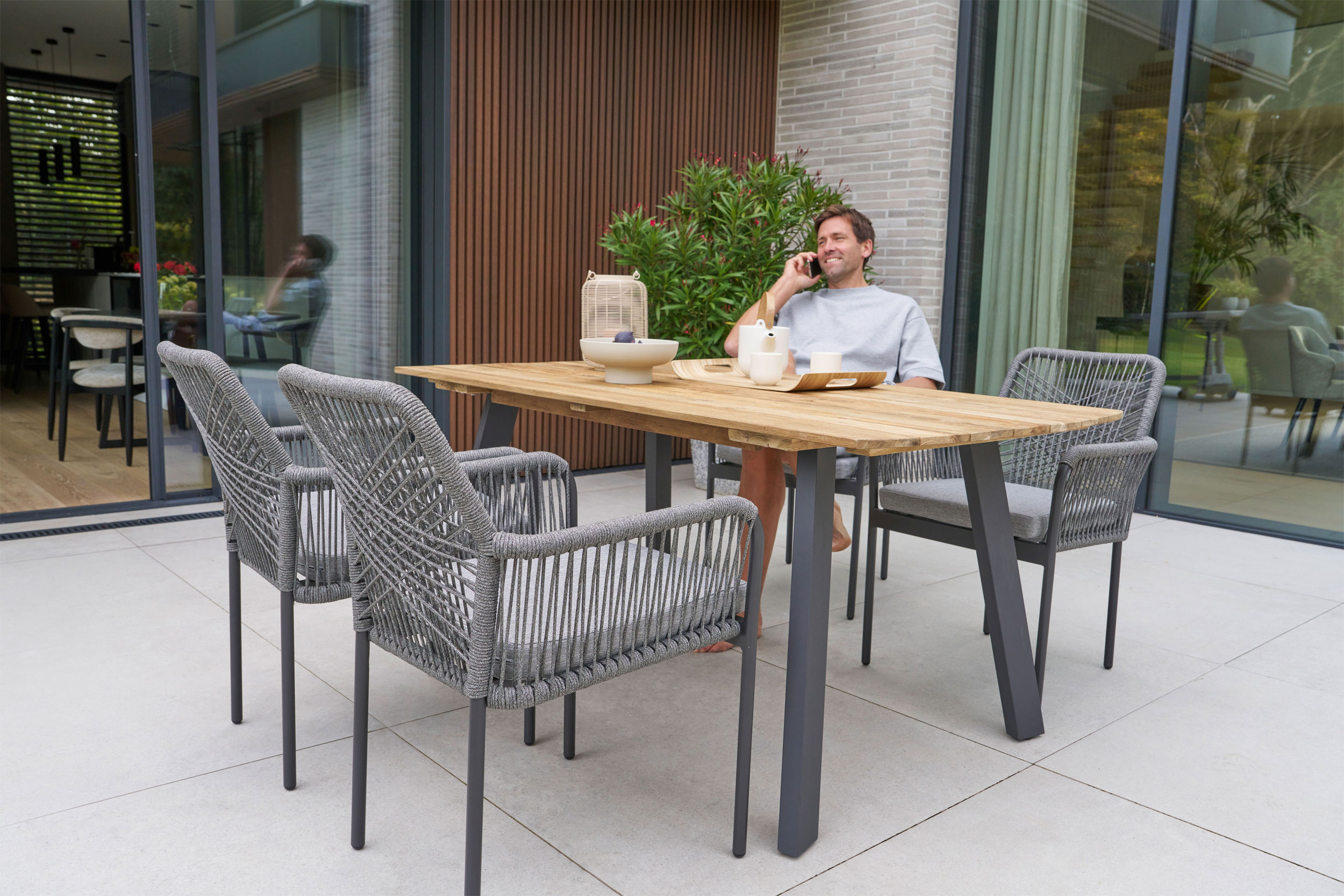 OUTDOOR Gartentisch Teak image number 8