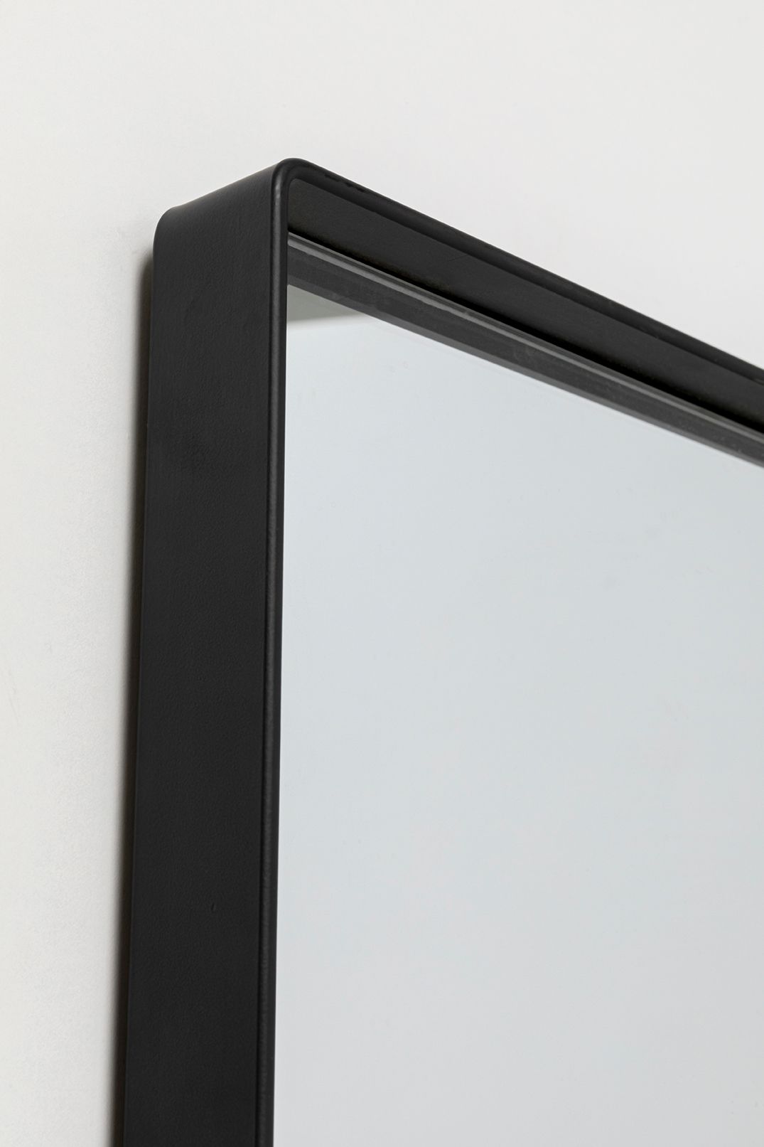 KARE Spiegel image number 2