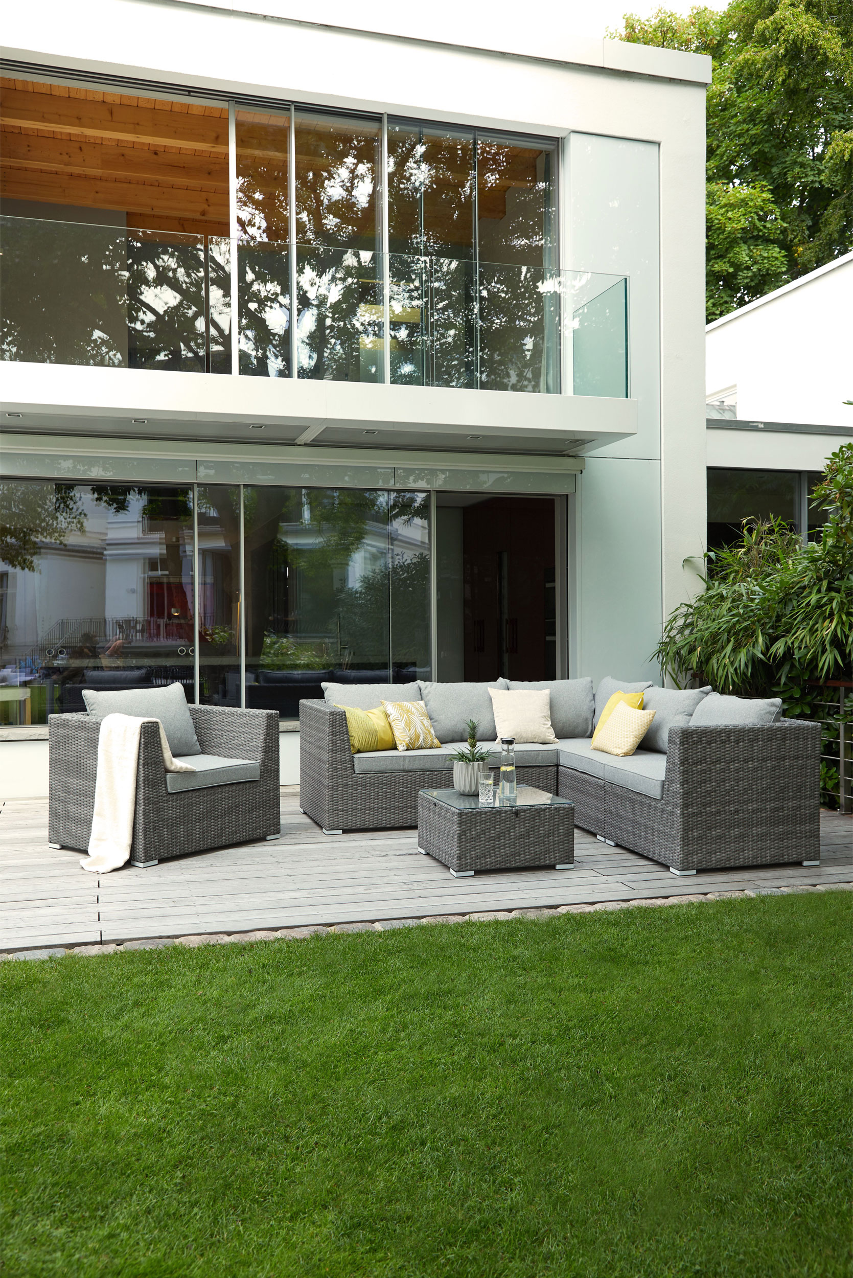 Gartensessel image number null