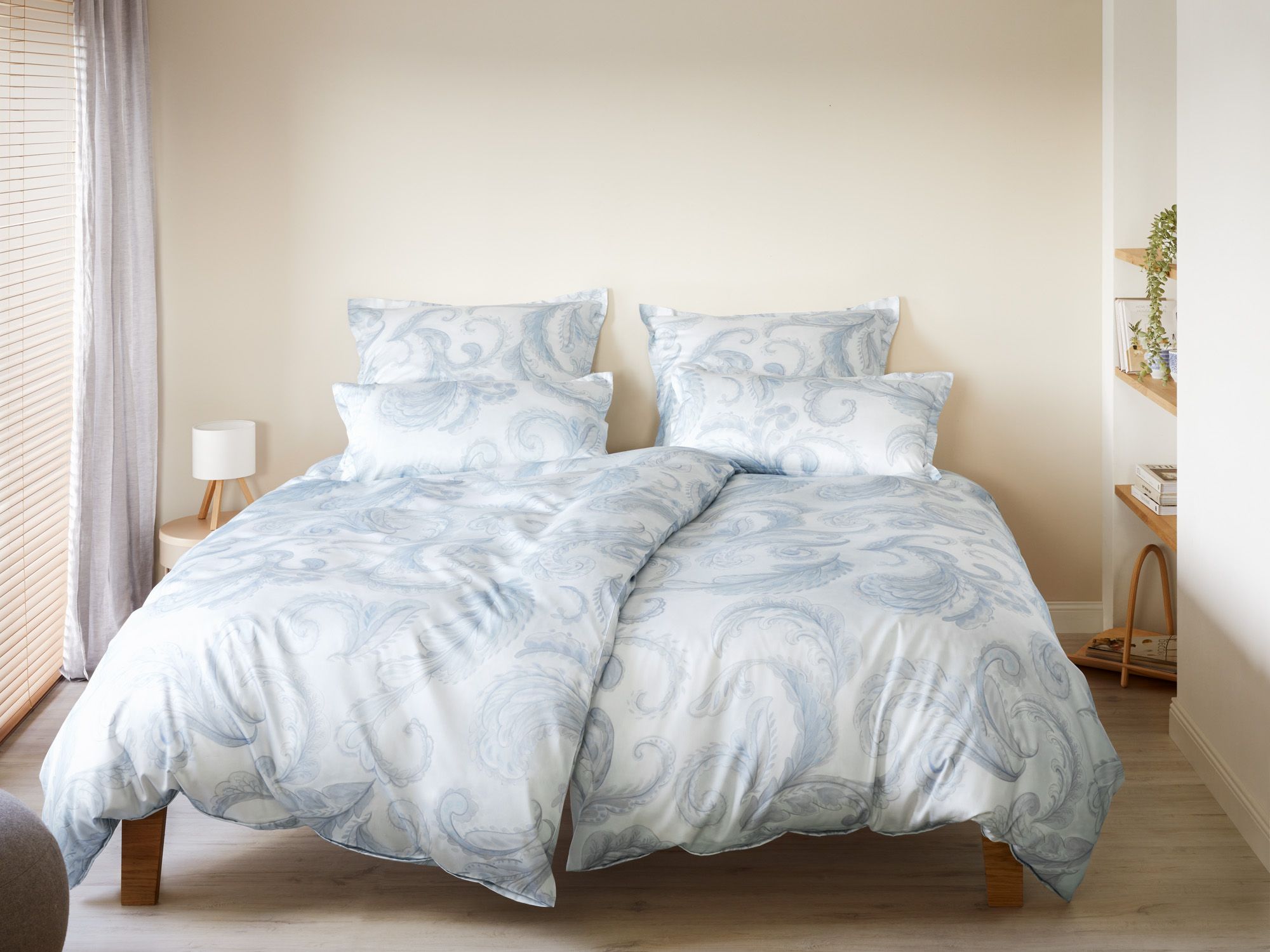 Elegante Satin-Bettwäsche image number 2