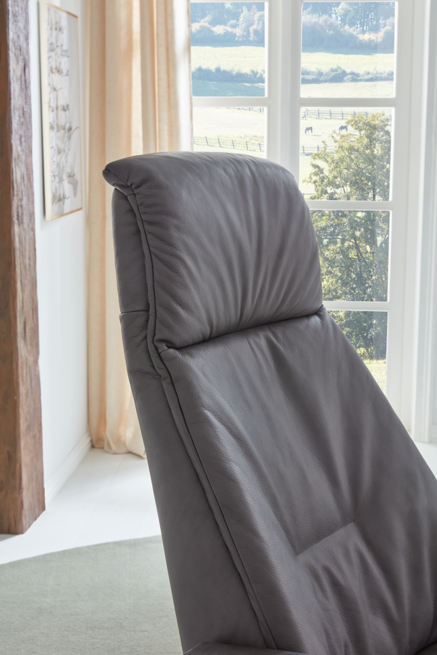 MONDO TV-Sessel image number 2