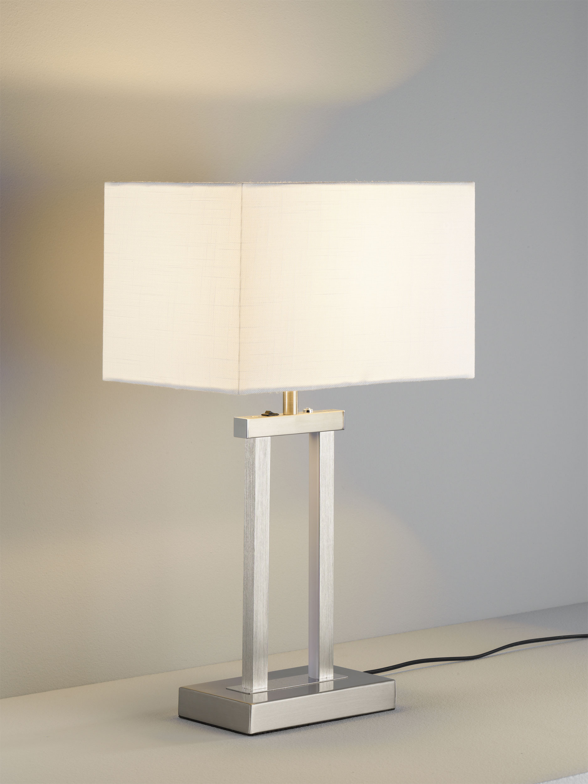 LED-Tischleuchte 3flg image number null
