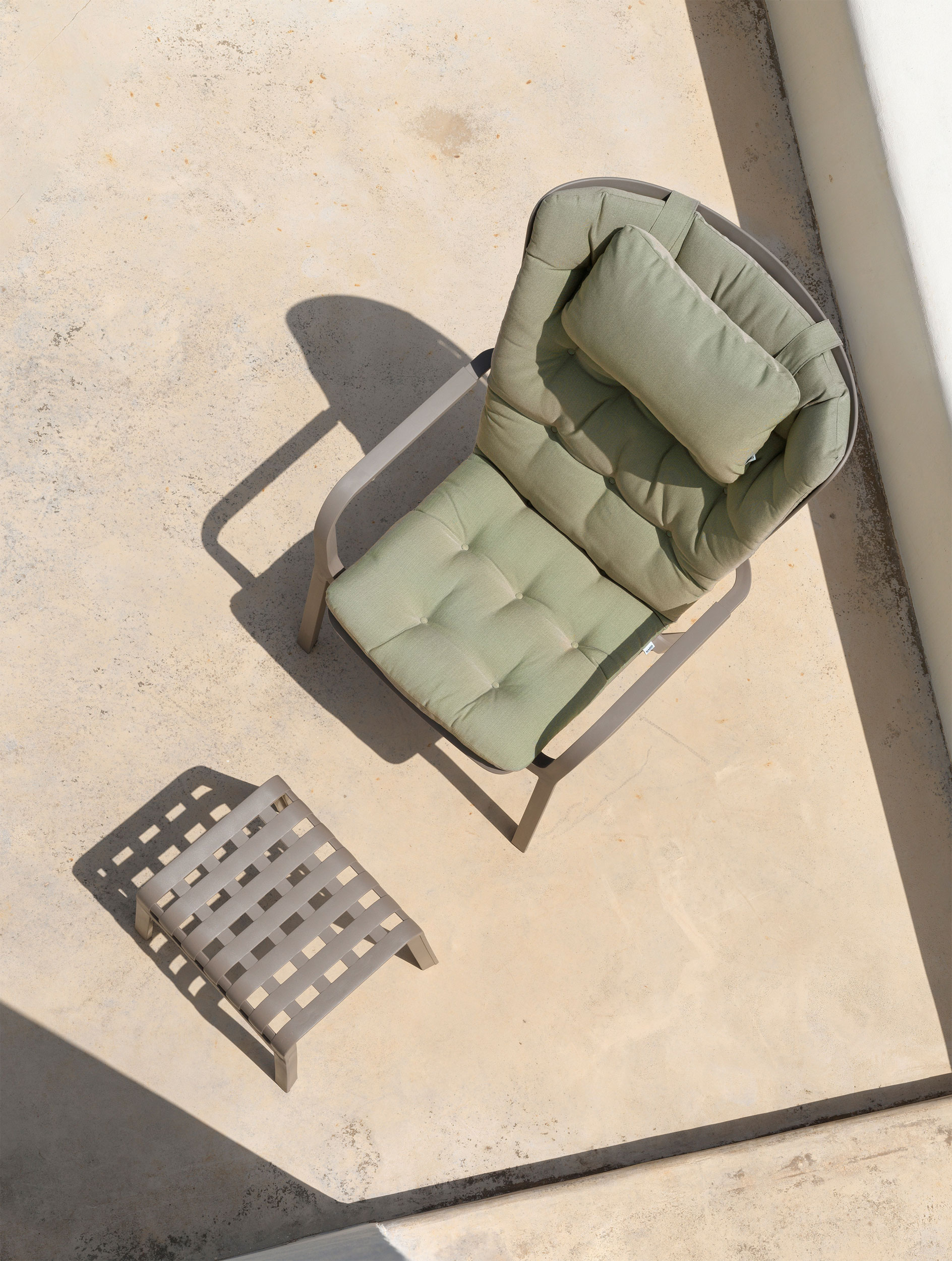 Hocker image number null